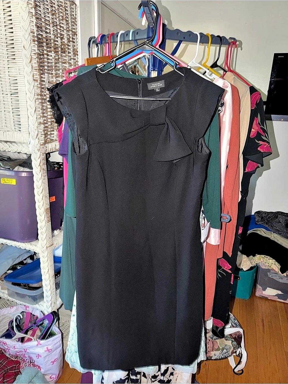 Tahari Bow Detail Black Size 12 Like New